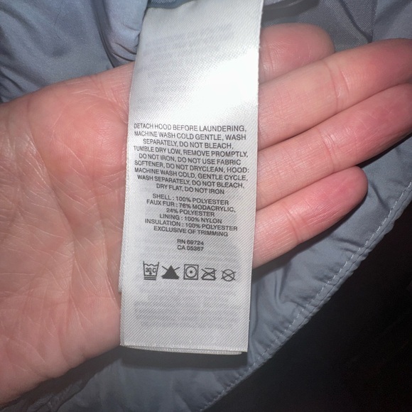 Women’s Columbia Bell Isle long Winter Jacket, fur lined hood, size medium - Picture 7 of 14